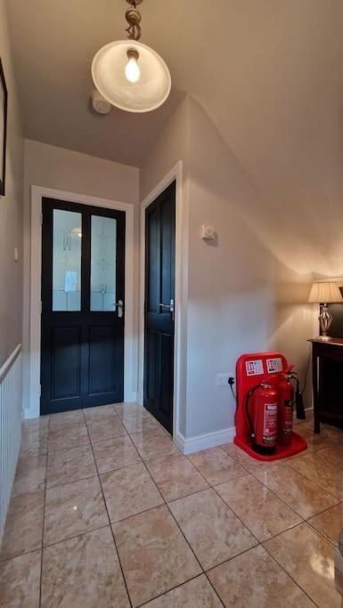 Westland Retreat - Magherafelt - Mid Ulster - Nitb Approved Villa Екстериор снимка